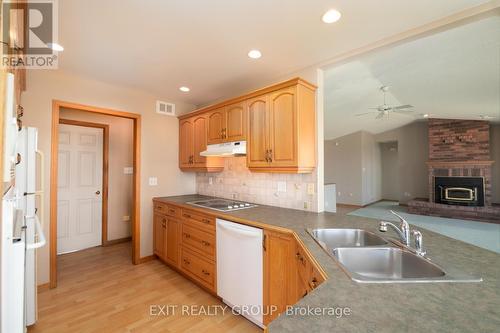 5864 County Rd 1, Prince Edward County, ON - Indoor Photo Showing Kitchen With Double Sink