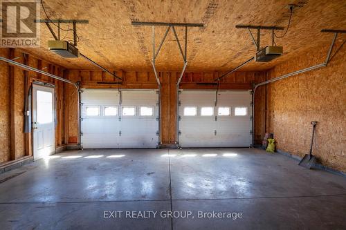 5864 County Rd 1, Prince Edward County, ON - Indoor Photo Showing Garage