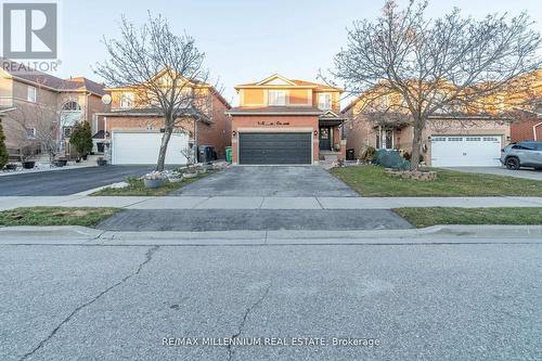 9 National Cres W, Brampton, ON - Outdoor With Facade