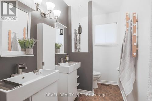 119 Elm Tree Road, Kawartha Lakes, ON - Indoor Photo Showing Bathroom