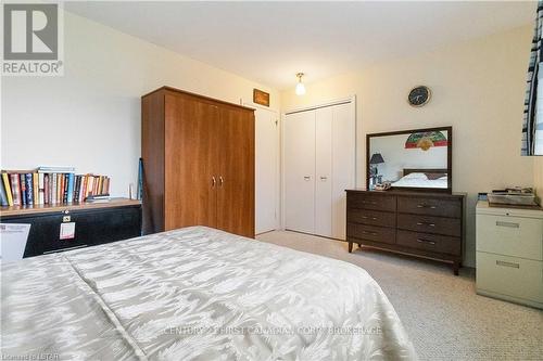 916 Farnham Road, London, ON - Indoor Photo Showing Bedroom