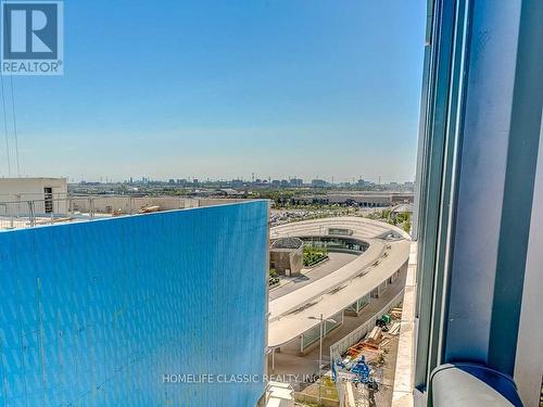 #902 -898 Portage Pkwy, Vaughan, ON -  With View