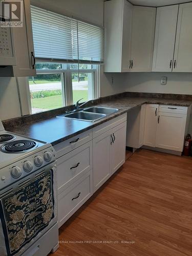 11894 Highway 41, Addington Highlands, ON - Indoor Photo Showing Kitchen With Double Sink