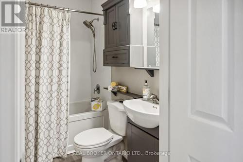16 Owen Rd, Oro-Medonte, ON - Indoor Photo Showing Bathroom