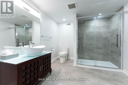 25 Fann Drive, Brampton, ON - Indoor Photo Showing Bathroom