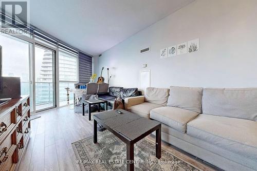 #3305 -80 Absolute Ave, Mississauga, ON - Indoor Photo Showing Living Room
