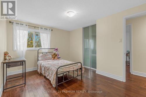 35 Longsword Dr, Toronto, ON - Indoor Photo Showing Bedroom