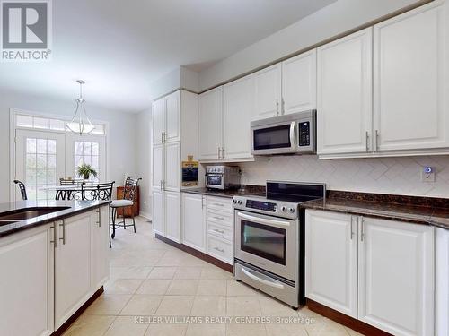 410 Carnwith Dr E, Whitby, ON - Indoor Photo Showing Kitchen
