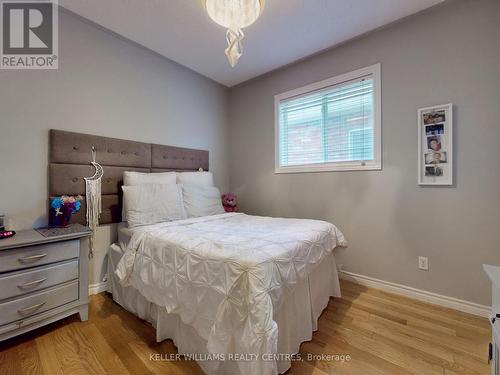 410 Carnwith Dr E, Whitby, ON - Indoor Photo Showing Bedroom