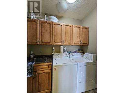 3424 Hospital Road, Vanderhoof, BC - Indoor Photo Showing Laundry Room