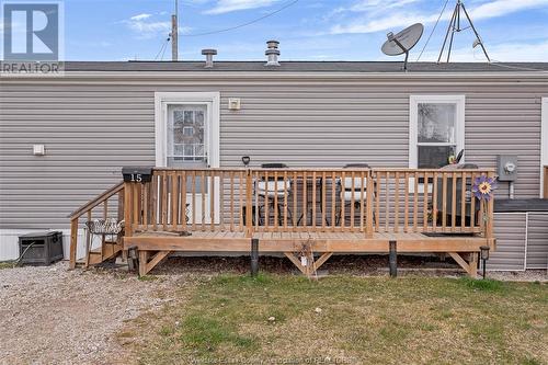 709 Heritage Road Unit# 15, Kingsville, ON - Outdoor With Deck Patio Veranda With Exterior
