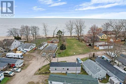 709 Heritage Road Unit# 15, Kingsville, ON - Outdoor With View