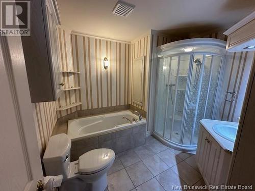 25 Brook Terrace, Campbellton, NB - Indoor Photo Showing Bathroom