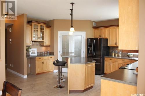 12059 Wascana Heights, Regina, SK - Indoor Photo Showing Kitchen
