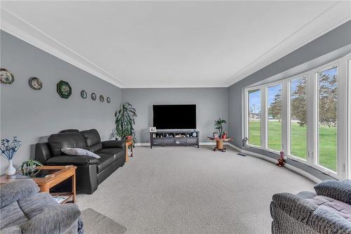 6434 #3 Highway, Canfield, ON - Indoor Photo Showing Living Room