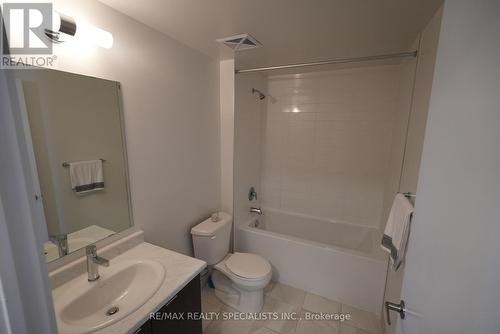 403 - 160 Canon Jackson Drive, Toronto, ON - Indoor Photo Showing Bathroom