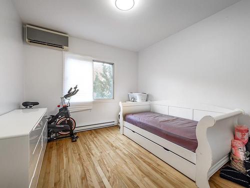 Chambre Ã Â coucher - 5400  - 5402 Av. Bessborough, Montréal (Côte-Des-Neiges/Notre-Dame-De-Grâce), QC - Indoor Photo Showing Bedroom