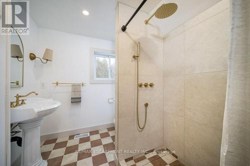 1493 Wintergreen Rd, North Frontenac, ON - Indoor Photo Showing Bathroom