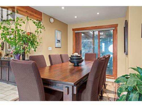 4575 Bolduc Road, Vernon, BC - Indoor Photo Showing Dining Room