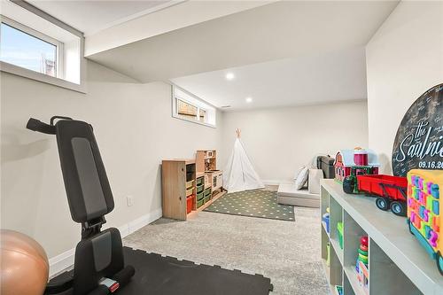 4363 Jackson Street E, Beamsville, ON - Indoor Photo Showing Other Room