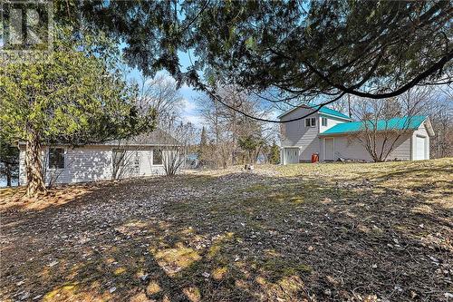 338 Elmgrove Road, Perth, ON - Outdoor