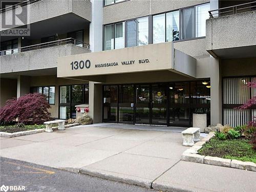 1300 Mississauga Valley Boulevard Unit# 309, Mississauga, ON - Outdoor With Balcony