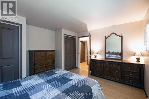 278 Whites Rd, Quinte West, ON - Indoor Photo Showing Bedroom