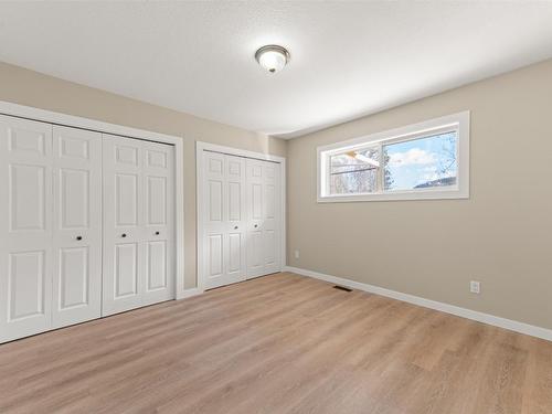 100 Devonlea Place, Okanagan Falls, BC - Indoor Photo Showing Other Room
