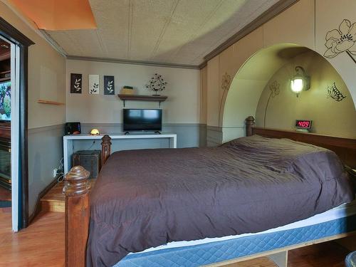 Master bedroom - 96 9E Rue, Saint-Jean-Sur-Richelieu, QC - Indoor Photo Showing Bedroom