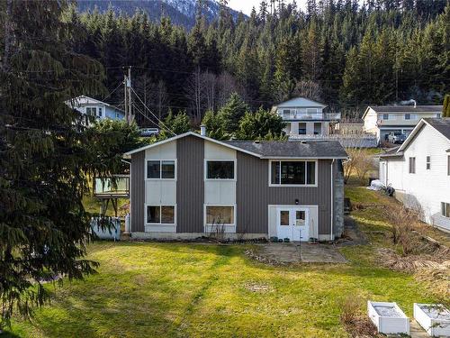 491 Macmillan Dr, Sayward, BC - Outdoor