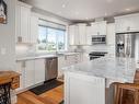630 Ashcroft Pl, Parksville, BC  - Indoor Photo Showing Kitchen With Upgraded Kitchen 