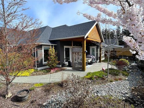 630 Ashcroft Pl, Parksville, BC - Outdoor With Deck Patio Veranda