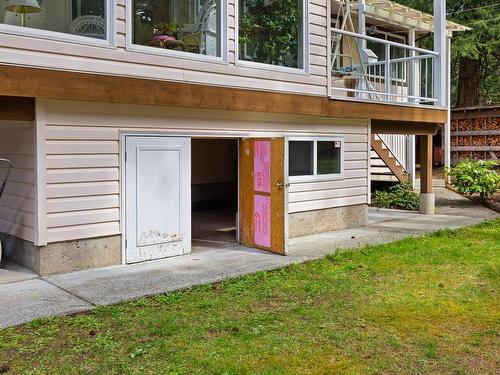 3368 Ridgeview Cres, Cobble Hill, BC - Outdoor With Exterior