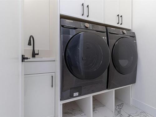 1363 Sandstone Lane, Langford, BC - Indoor Photo Showing Laundry Room