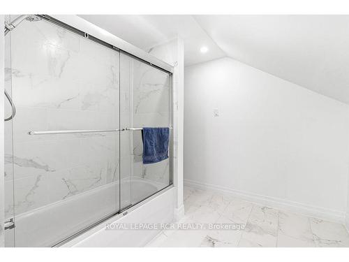 8005 Hwy 89  W, Wellington North, ON - Indoor Photo Showing Bathroom
