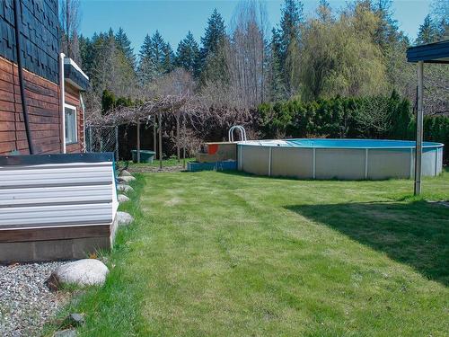 5633 Strick Rd, Port Alberni, BC - Outdoor With Above Ground Pool