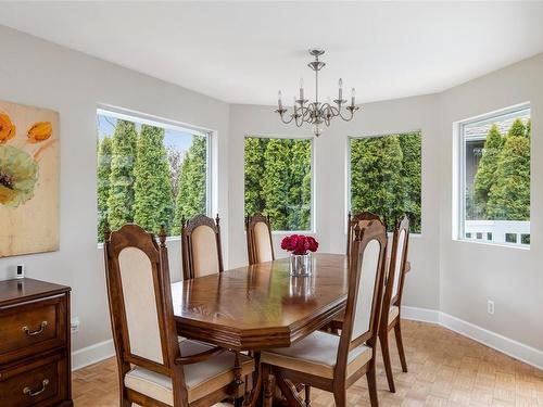 3371 Woodburn Ave, Oak Bay, BC - Indoor Photo Showing Dining Room