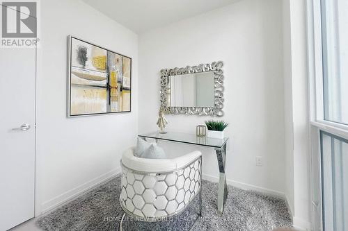 #3209 -1 Yorkville Ave, Toronto, ON - Indoor Photo Showing Other Room