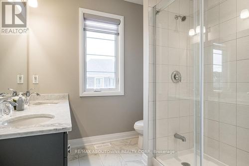 1456 Ford Strathy Crescent, Oakville, ON - Indoor Photo Showing Bathroom