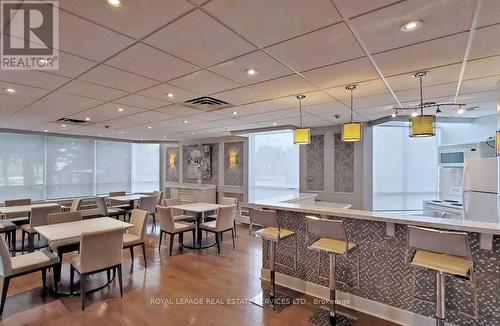 #510 -550 Webb Dr, Mississauga, ON - Indoor Photo Showing Dining Room