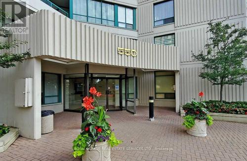 #510 -550 Webb Dr, Mississauga, ON - Outdoor