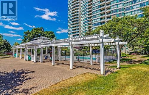 510 - 550 Webb Drive, Mississauga, ON - Outdoor