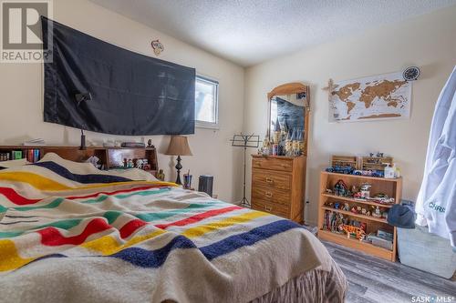 109 Simpson Road, Regina, SK - Indoor Photo Showing Bedroom