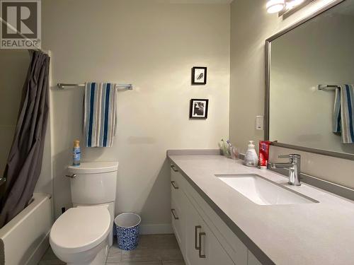 189 Van Arsdol Street, Prince Rupert, BC - Indoor Photo Showing Bathroom