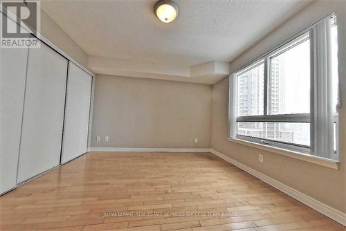 #902 -350 Princess Royal Dr, Mississauga, ON - Indoor Photo Showing Other Room
