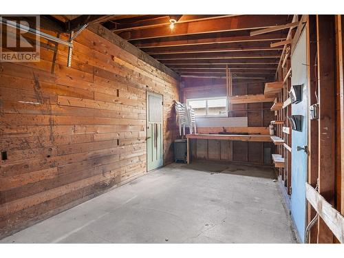 625 Fifth Street E, Revelstoke, BC -  Photo Showing Other Room
