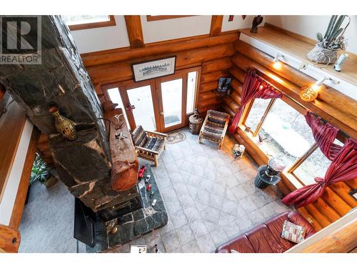 4955 Ivy Road, Eagle Bay, BC - Indoor Photo Showing Other Room