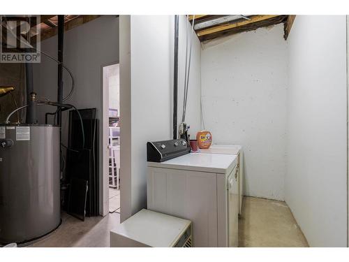 4955 Ivy Road, Eagle Bay, BC - Indoor Photo Showing Laundry Room