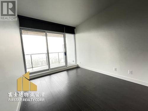 4880 Lougheed Highway, Burnaby, BC - Indoor Photo Showing Other Room