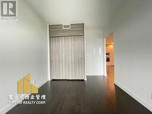 4880 Lougheed Highway, Burnaby, BC - Indoor Photo Showing Other Room